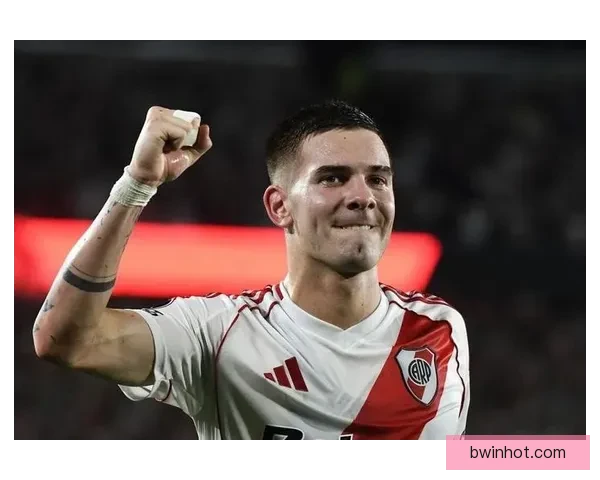 马斯坦托诺回应质疑称不自比梅西也非最差引援表态心态平和专注球队发展